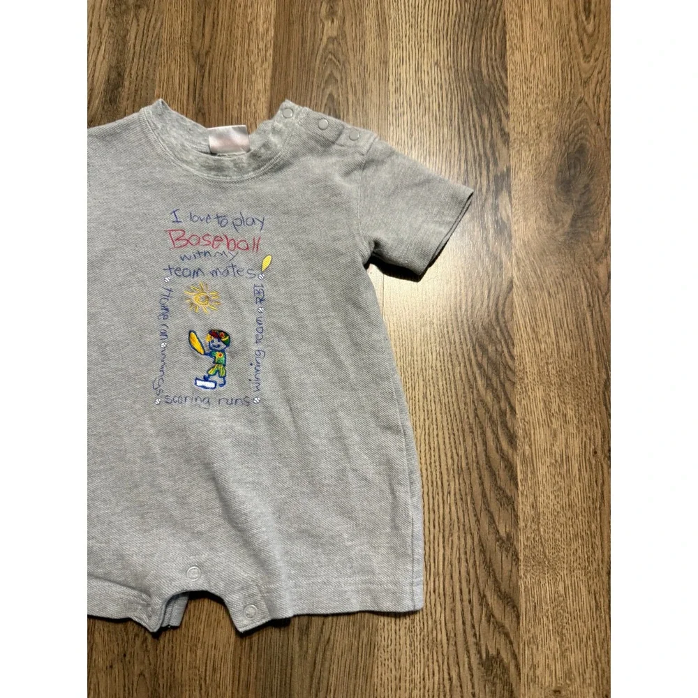 Vintage Carter's Romper Size 6-9M Gray One Piece Short Sleeve Graphic Baseball